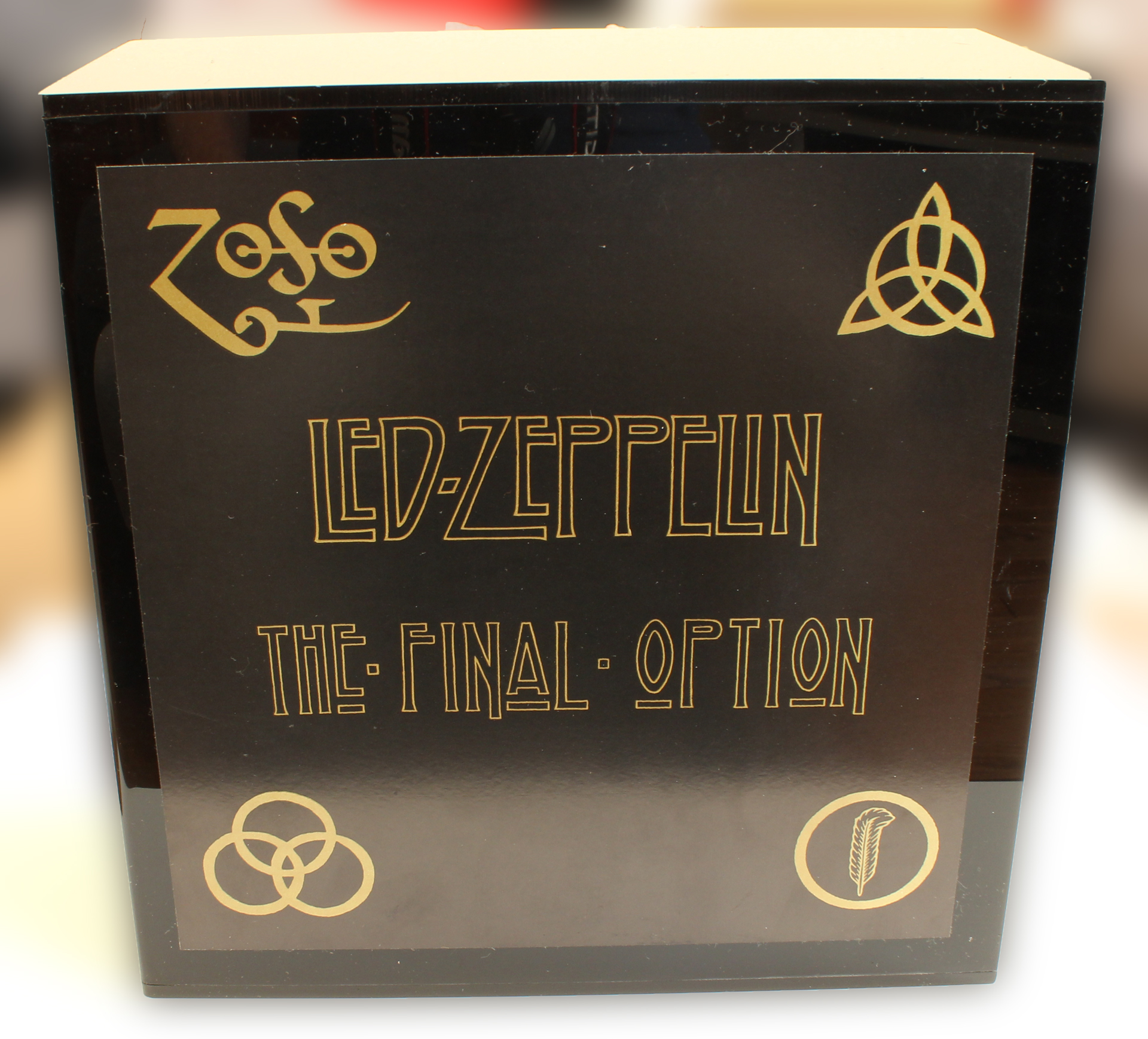 Led Zeppelin The Final Option - Collectables